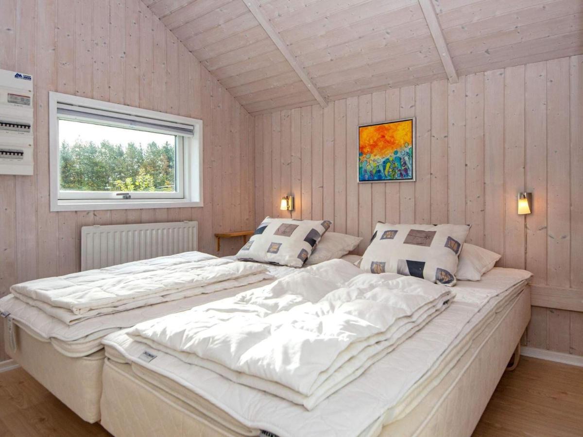 8 Person Holiday Home In Hovborg Exterior photo