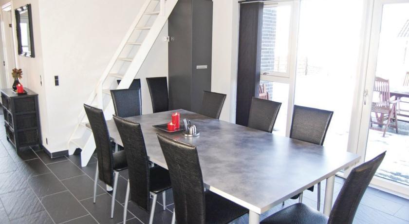 8 Person Holiday Home In Hovborg Room photo
